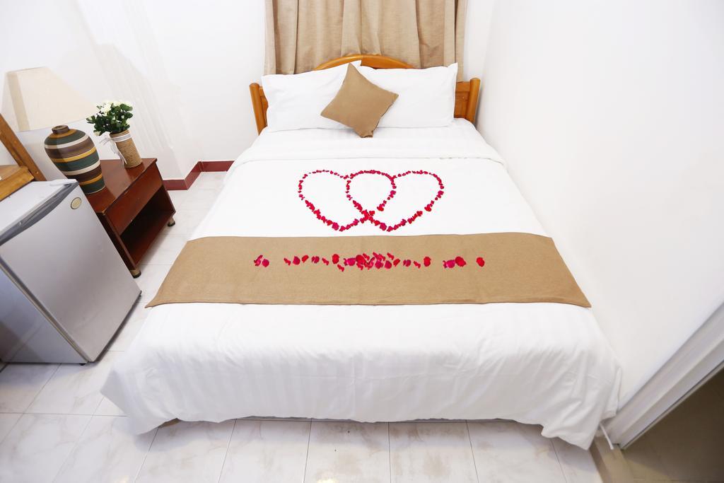 Le Petit Sai Gon Hotel Ho Chi Minh-stad Buitenkant foto