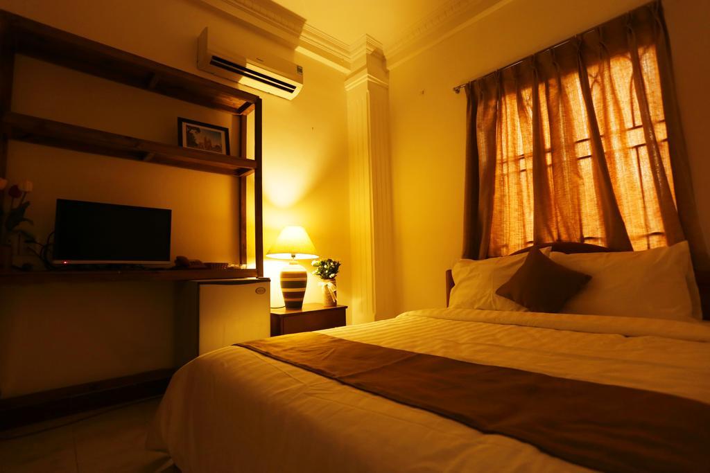 Le Petit Sai Gon Hotel Ho Chi Minh-stad Buitenkant foto
