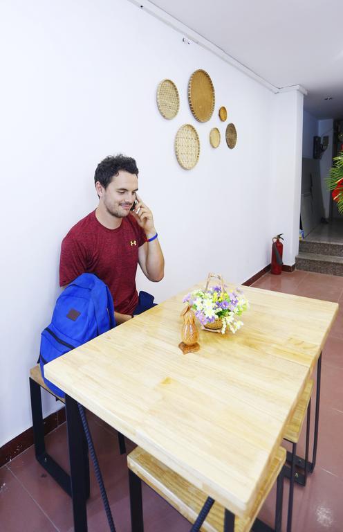 Le Petit Sai Gon Hotel Ho Chi Minh-stad Buitenkant foto
